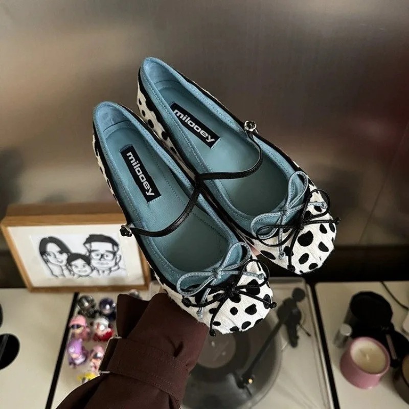 Women'S Fashion Footwear - 2026年フランス製フラットボトムラウンドトゥバレエシューズ、ファッショナブルなワンピースベルト付きジェーンシューズ、女性向け多用途シューズ