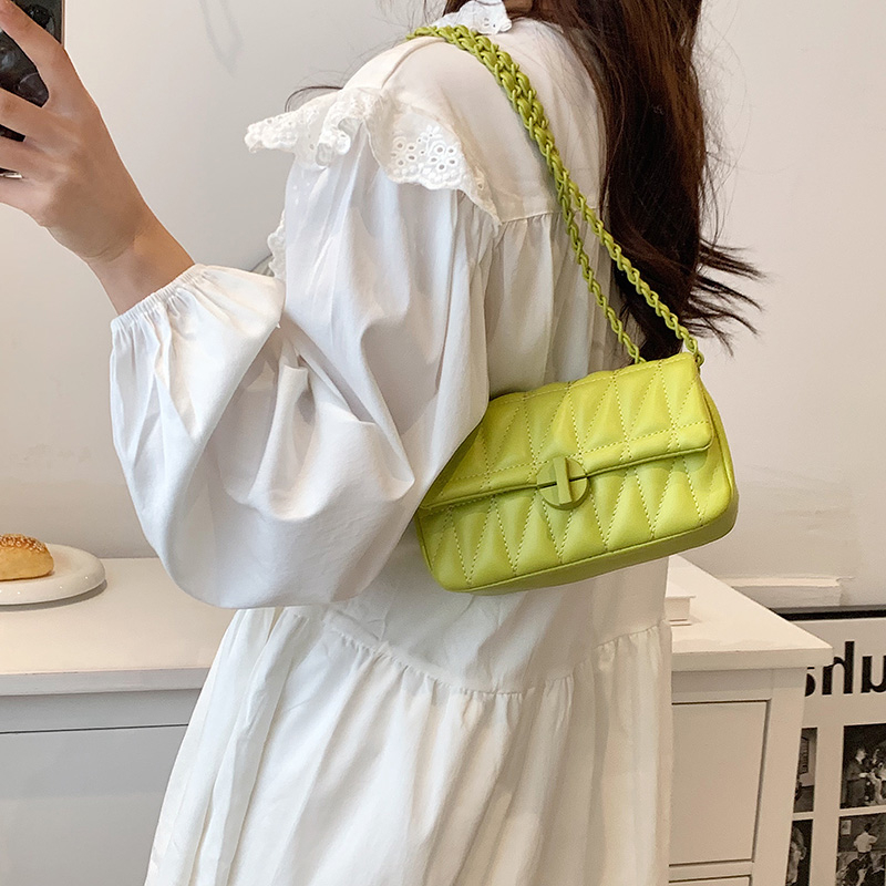 女性用モッズ刺繍チェーンクロスボディバッグ,ラグジュアリー, - Women'S Fashion Boutique のレビューと価格