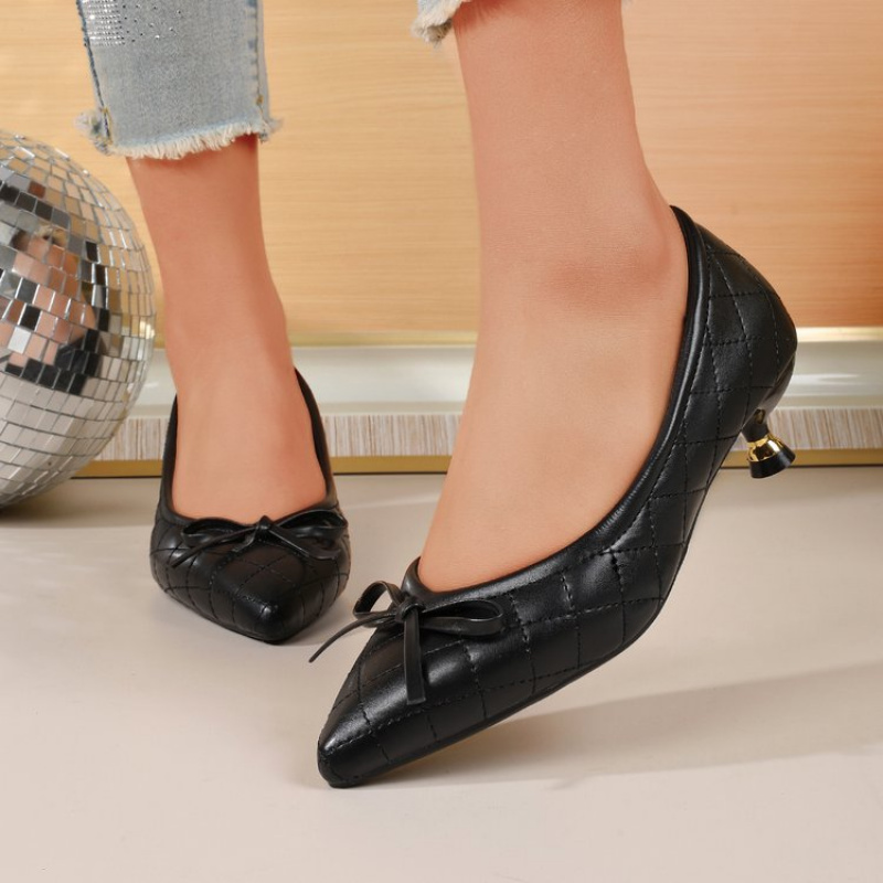 ヴィンテージ レディース ポインテッドトゥ ボウ キトゥンヒ - Women'S Fashion Footwear のレビューと価格
