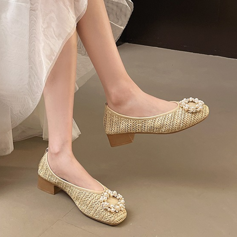 2025年 カワイイ レディース 夏用 フラットシューズ 高 - Women'S Fashion Trends Summer 2025 のレビューと価格