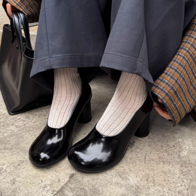 ハイヒールの女性の靴マリージェーンズ女性ローファーファッショ - Women'S Fashion Trends Summer 2025 のレビューと価格
